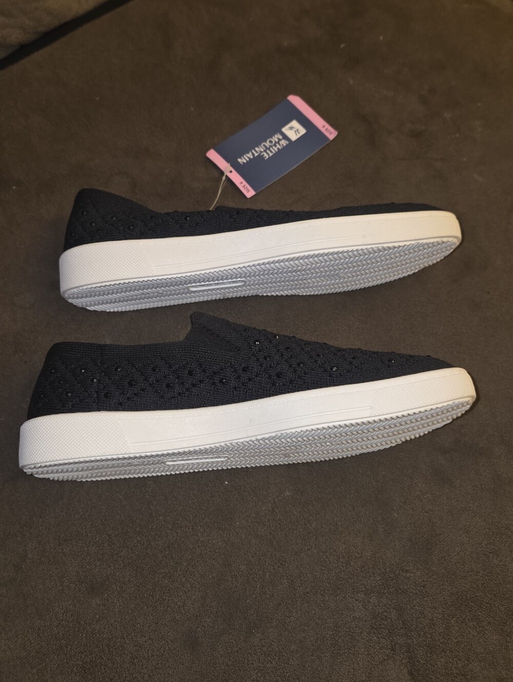 Women's White Mountain size 6 slip-on Bling Sneakers - Picture 5 of 7